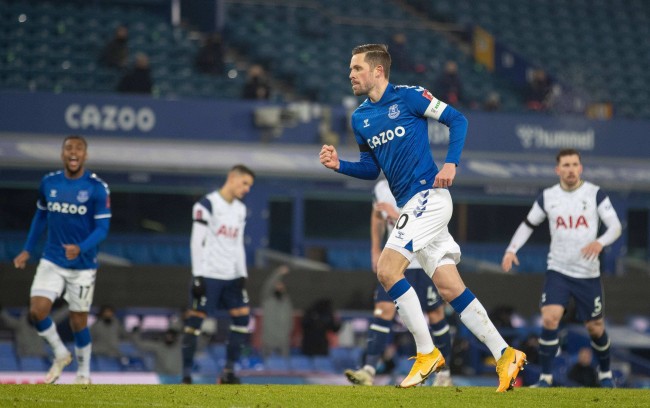 仅是对其过 仅是对其过